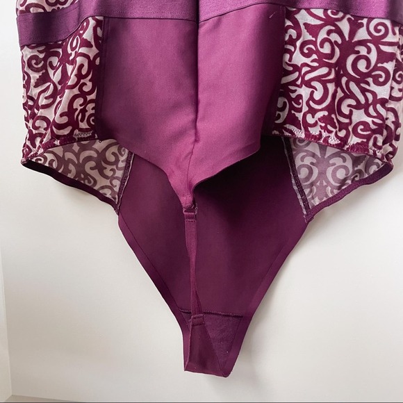 Victoria’s Secret Maroon Scroll Bodysuit Lingerie Thong Burgundy Velvet Medium - Picture 6 of 15